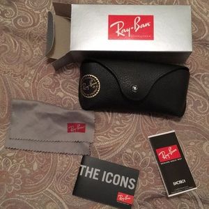 Ray ban case, box and cleaning cloth